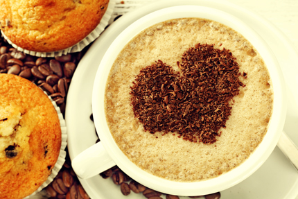 فنجان قهوه با کیک / Cup Of Coffee With Muffins