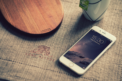 پیکرنمای تصویر آیفون ۶ / iPhone 6 Photography MockUp